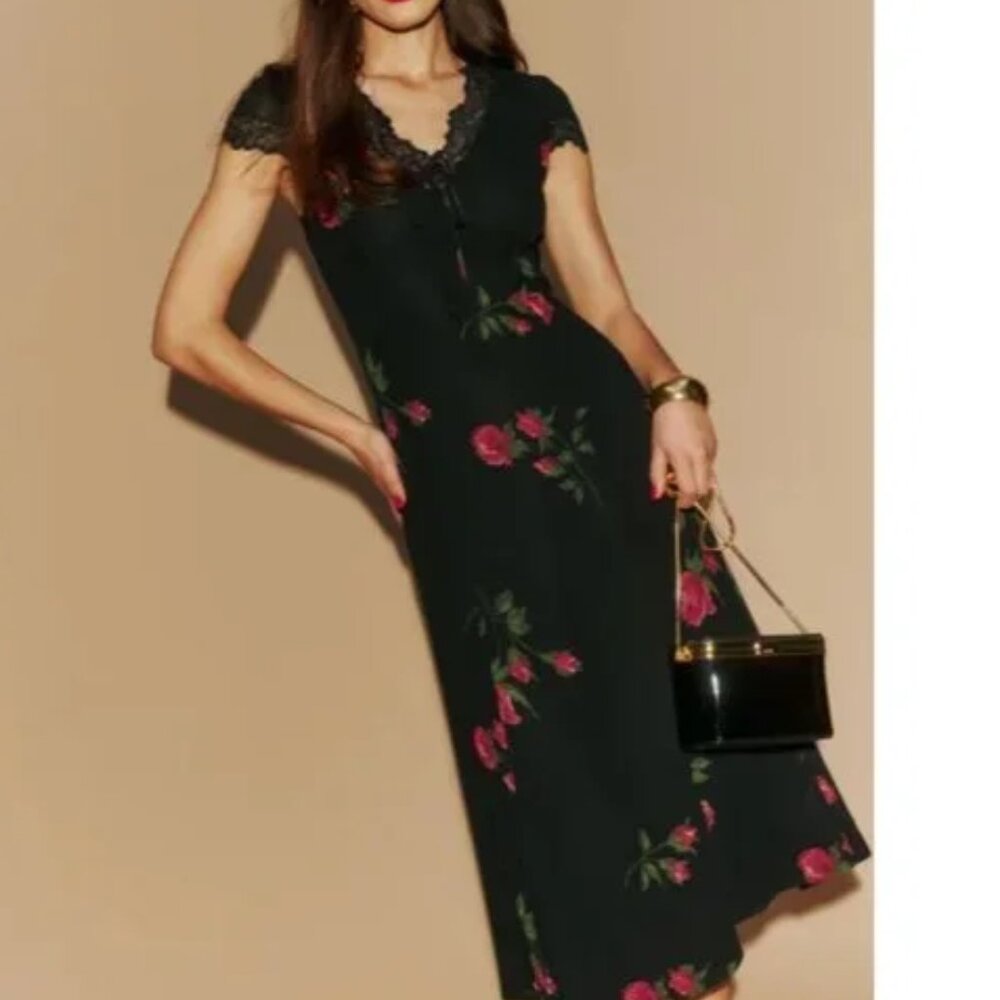 REFORMATION Tiffie Dress in Le Marais Black Red Floral Lace Cap Sleeves
